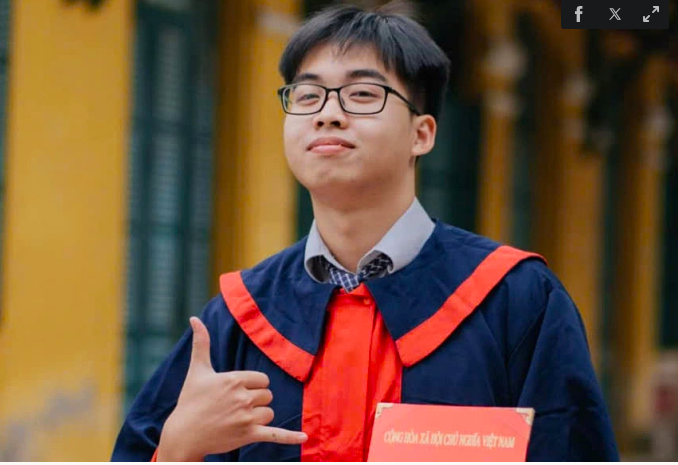 Nguyễn Việt Hưng Thủ Khoa 4 Khối